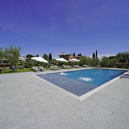 Attico La Pergola Appartement