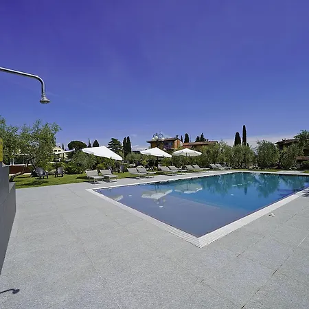 Attico La Pergola Appartement *